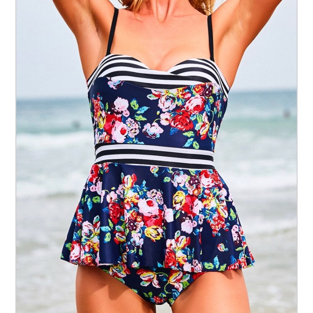 Floral and navy striped tankini NEW! Medium